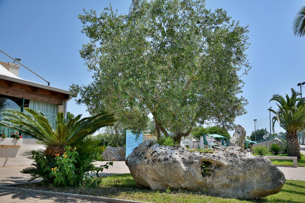 Hotel Thalas Club Torre dell'Orso Dış mekan fotoğraf