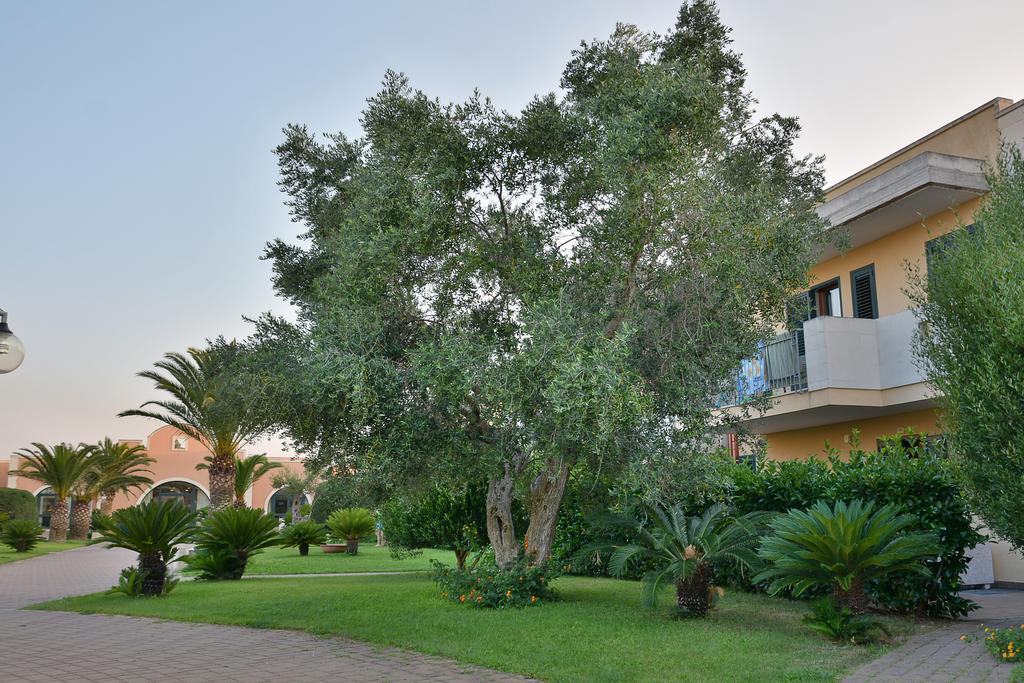 Hotel Thalas Club Torre dell'Orso Dış mekan fotoğraf